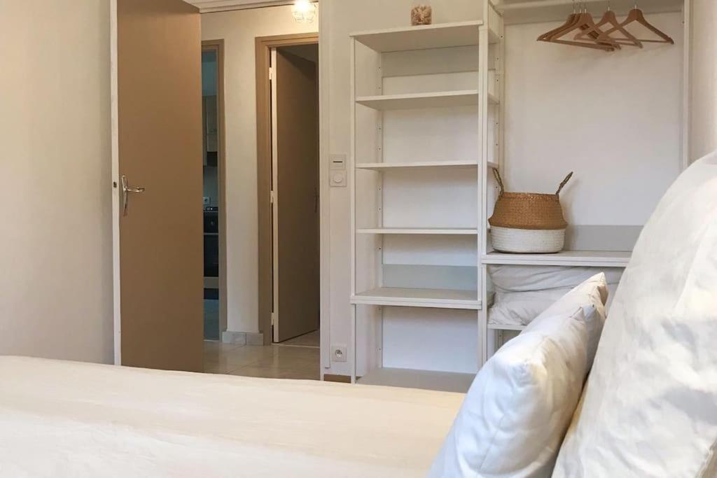 Appartement A 2 Pas Du Mont St-Michel Pontorson Eksteriør bilde